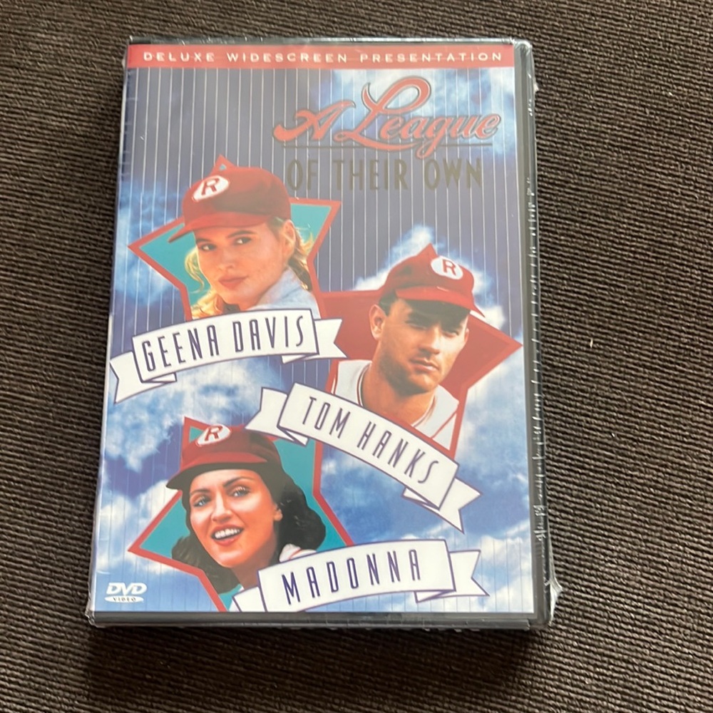 🌴A League of their own   DVD Movie  New and Sealed